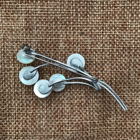 Vintage Brooch - Picture 2 of 2